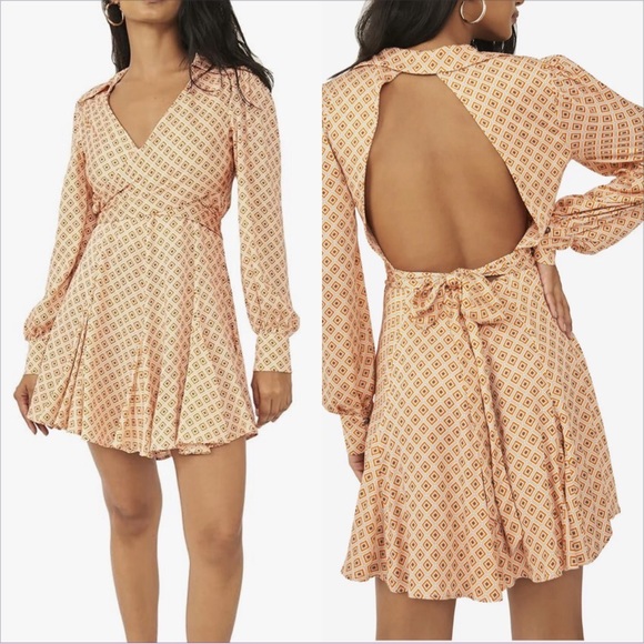 Free People It Takes Two Open Back Long Sleeve Mini Dress In Ivory. NWT! Sz M - Picture 1 of 10